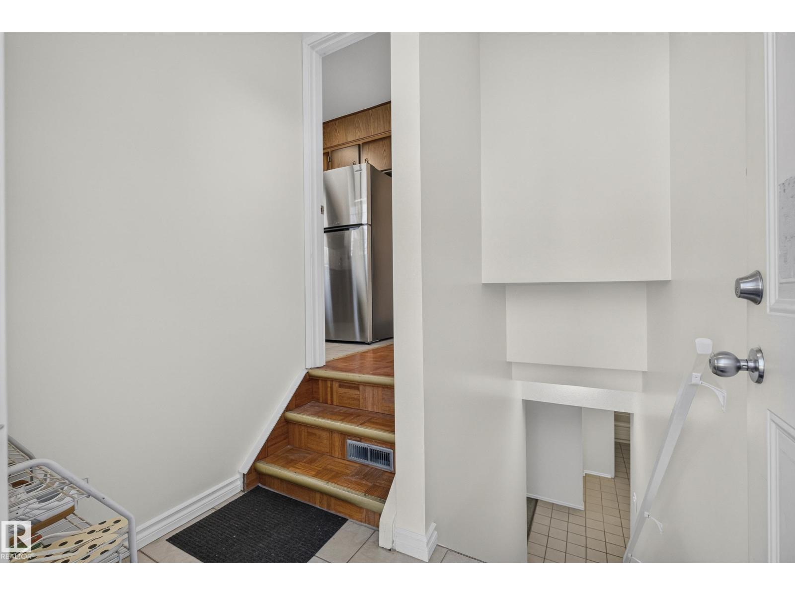 1908 62 St Nw Property Photo 23
