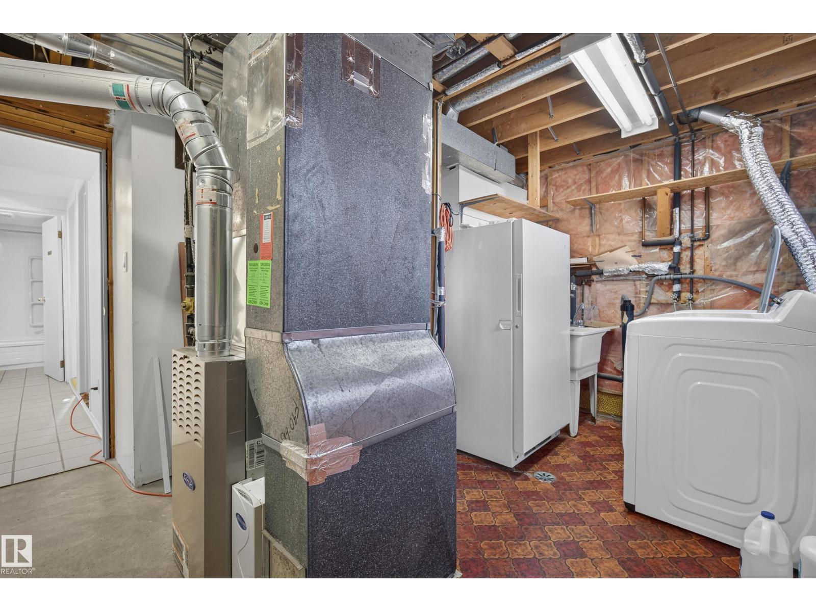 1908 62 St Nw Property Photo 34