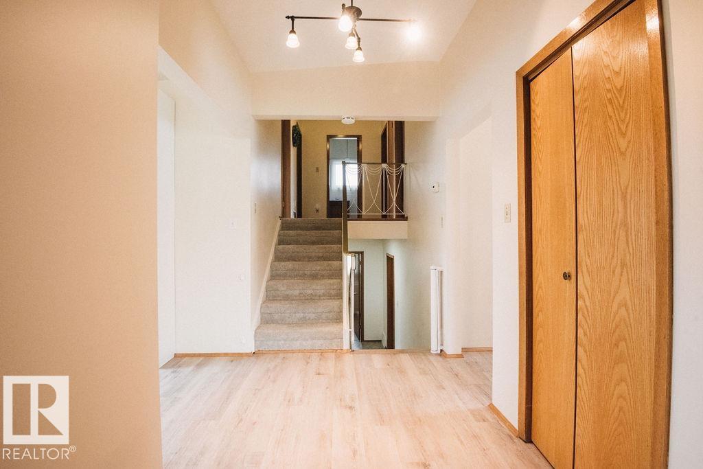 14916 94 St Nw Property Photo 27