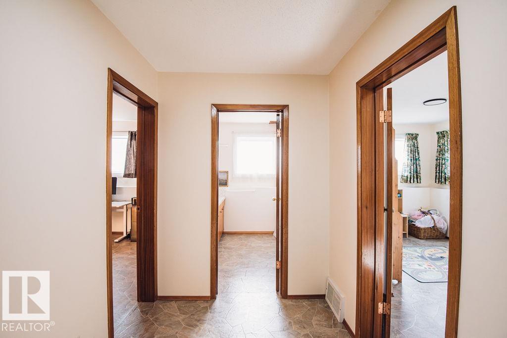 14916 94 St Nw Property Photo 43