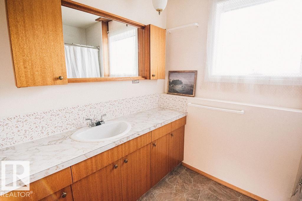 14916 94 St Nw Property Photo 51
