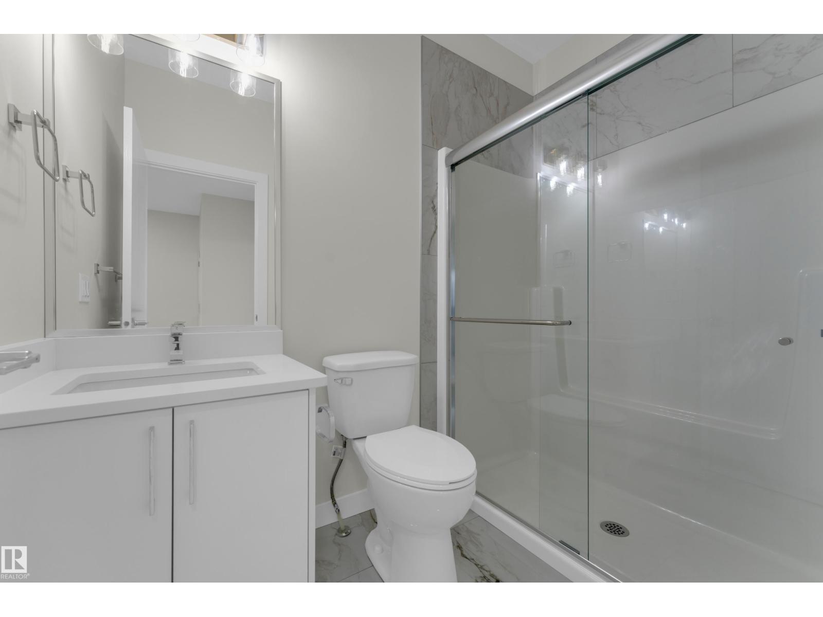 3814 39 St Property Photo 10