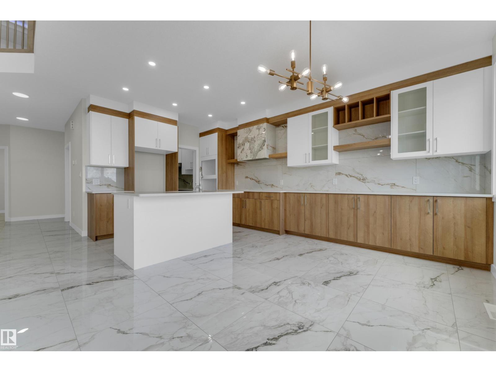 3814 39 St Property Photo 17
