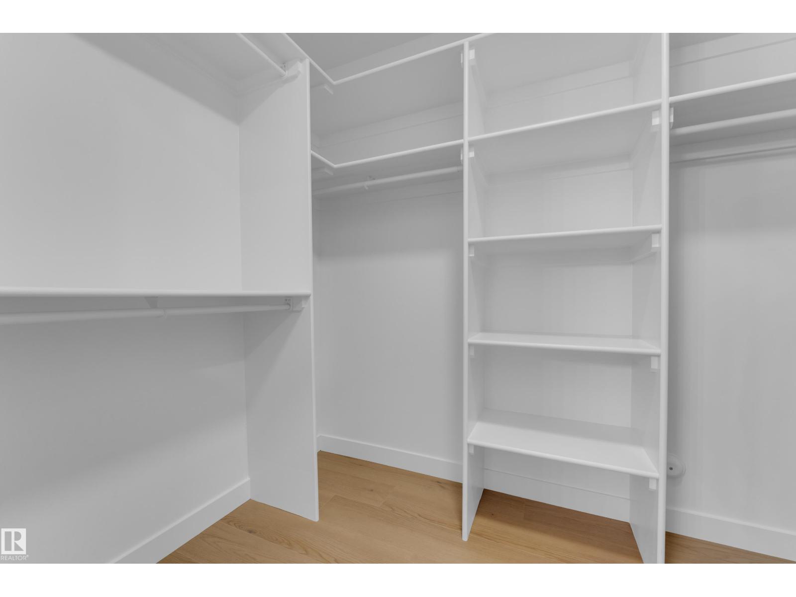 3814 39 St Property Photo 30
