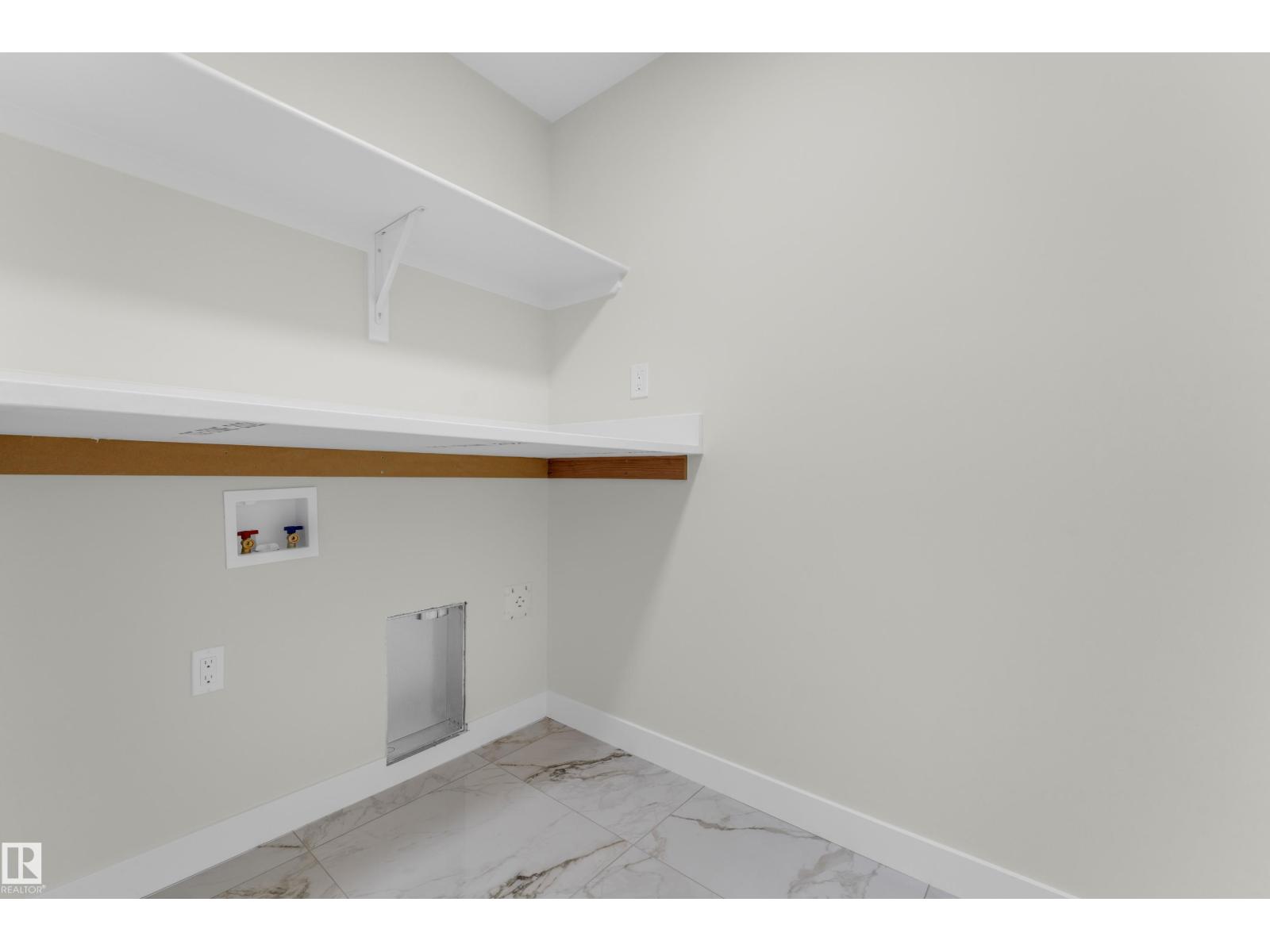 3814 39 St Property Photo 35