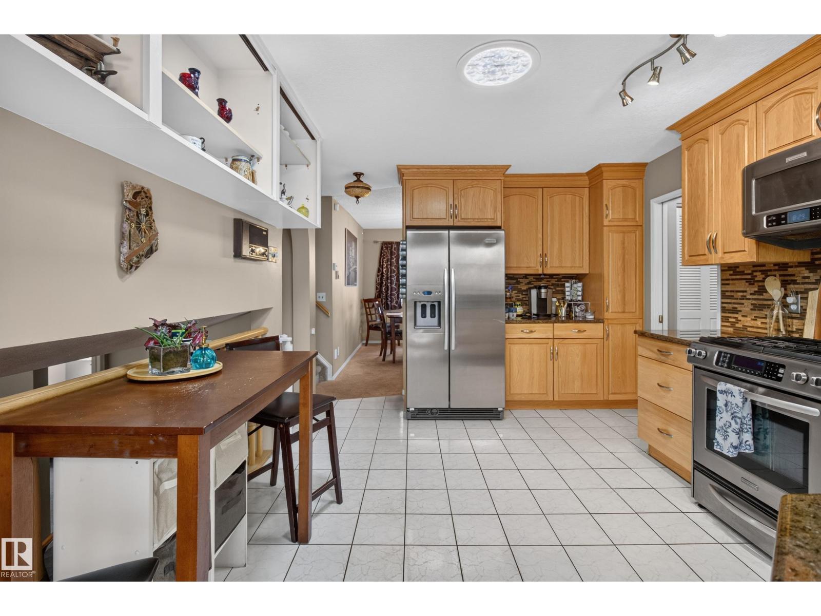 2812 35 St Nw Property Photo 19