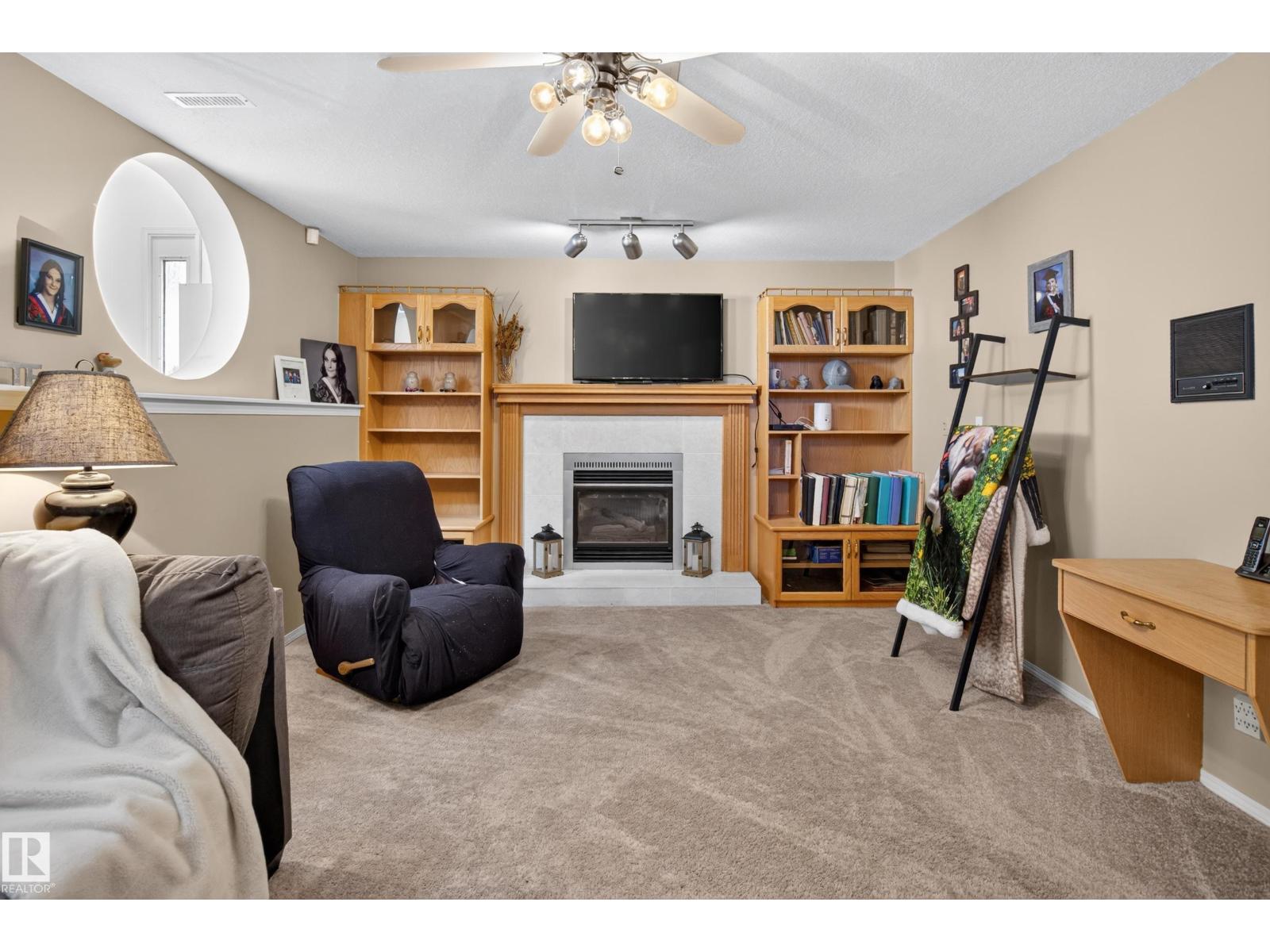 2812 35 St Nw Property Photo 28