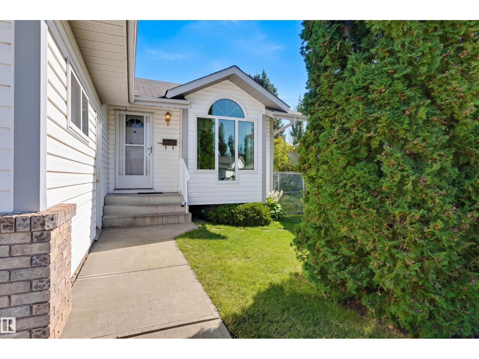13709 131 Av Nw Property Photo 3