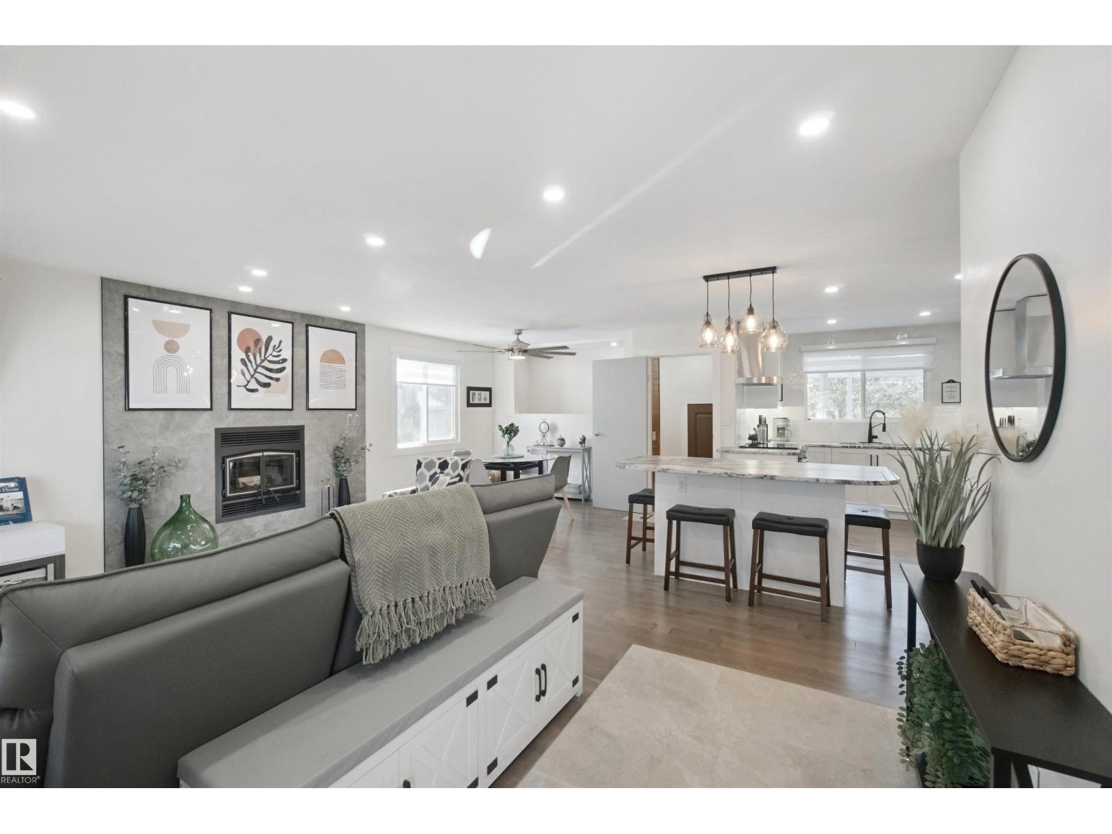 3508 106a St Nw Property Photo 5