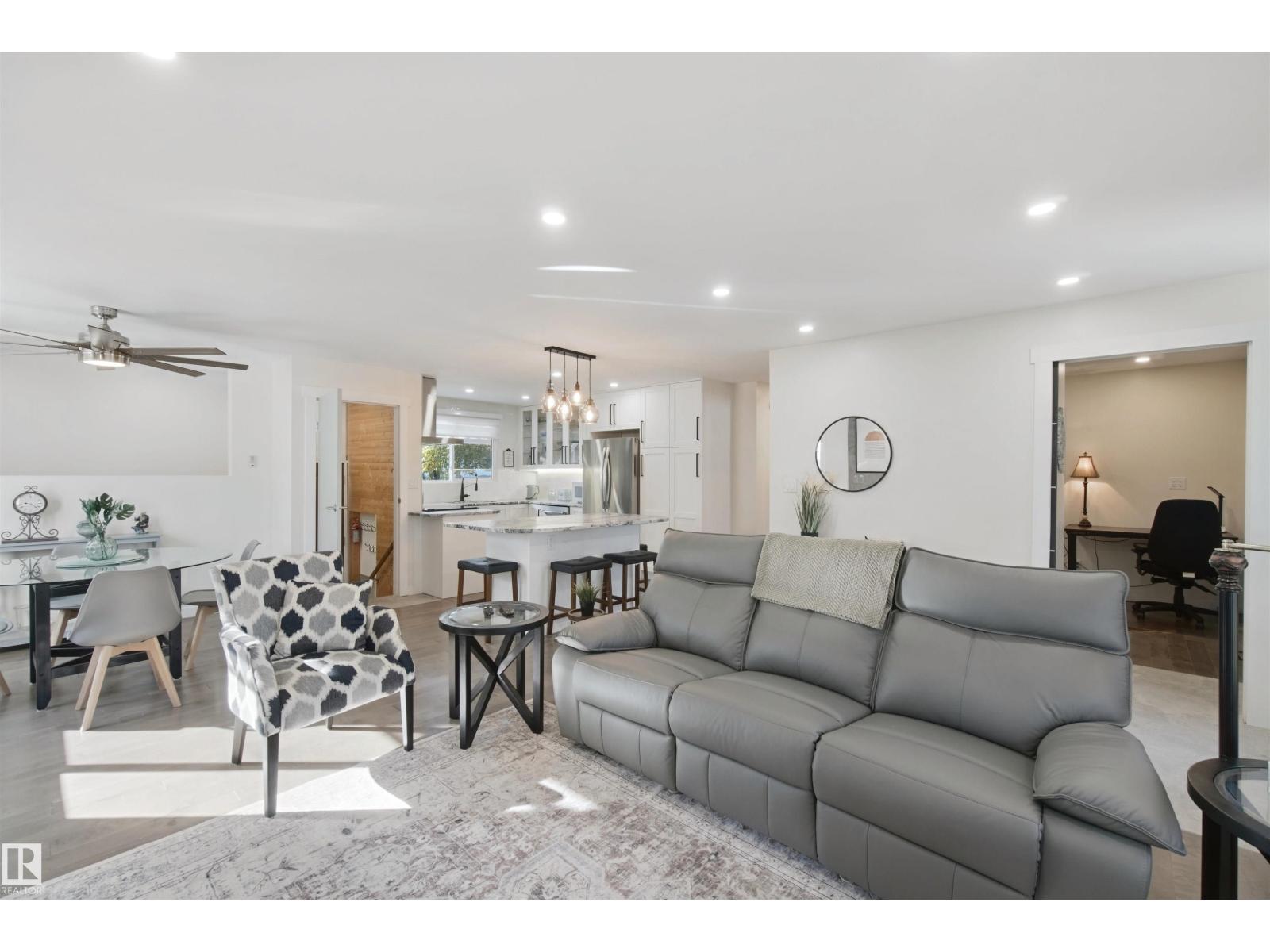 3508 106a St Nw Property Photo 9