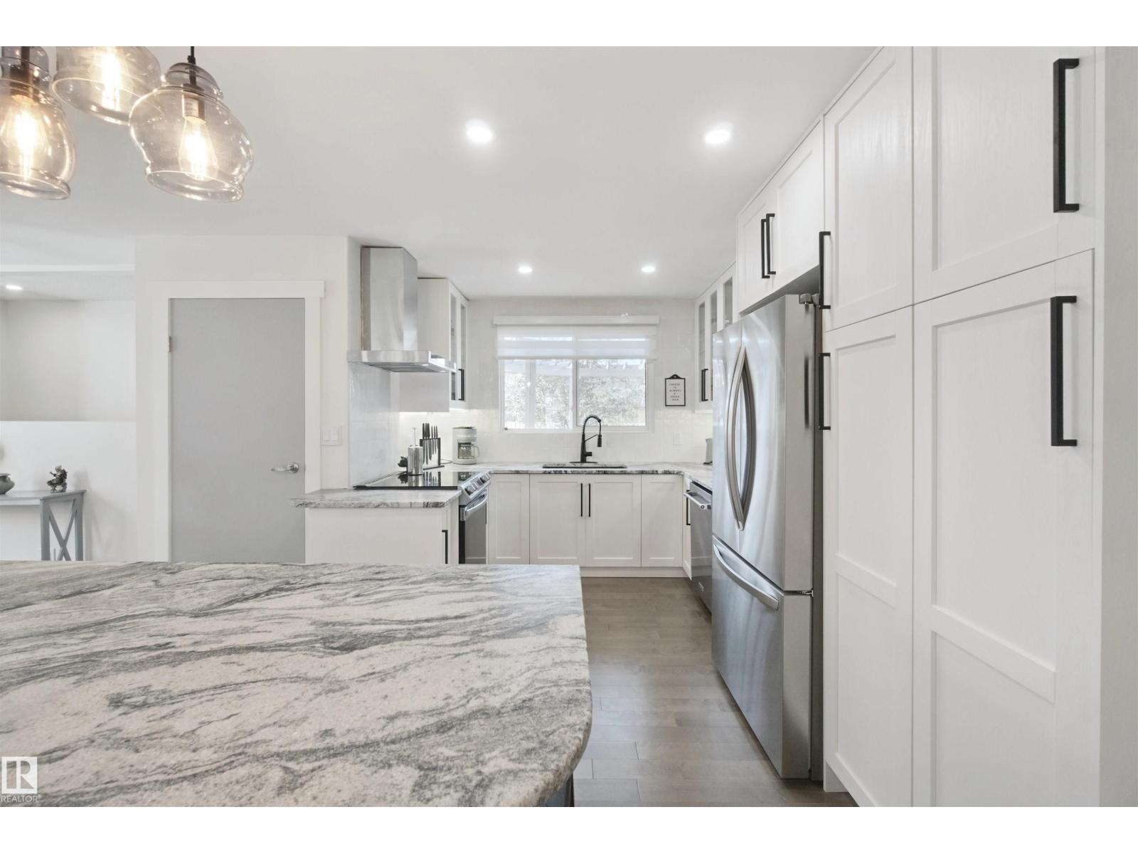 3508 106a St Nw Property Photo 14