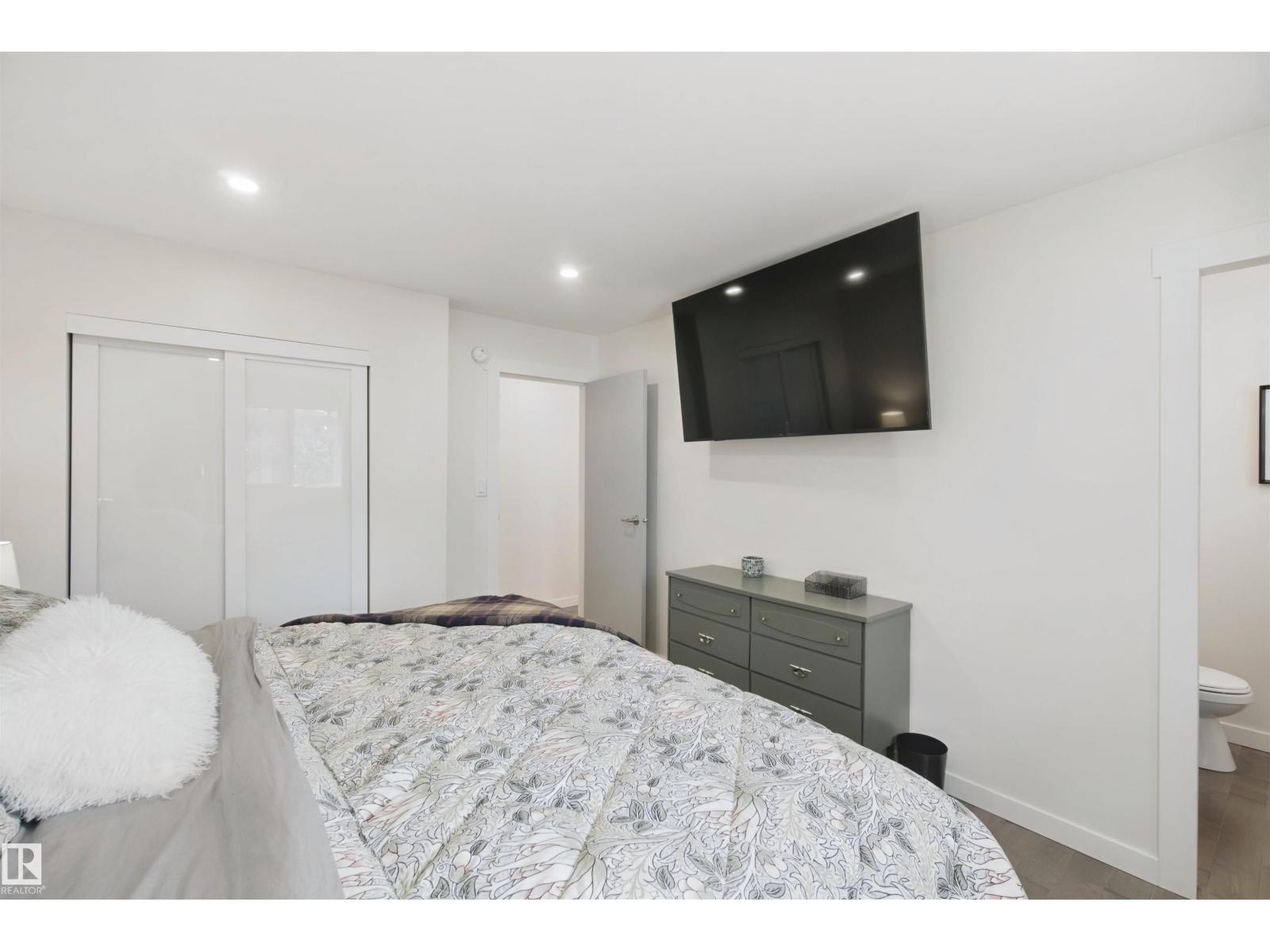 3508 106a St Nw Property Photo 26