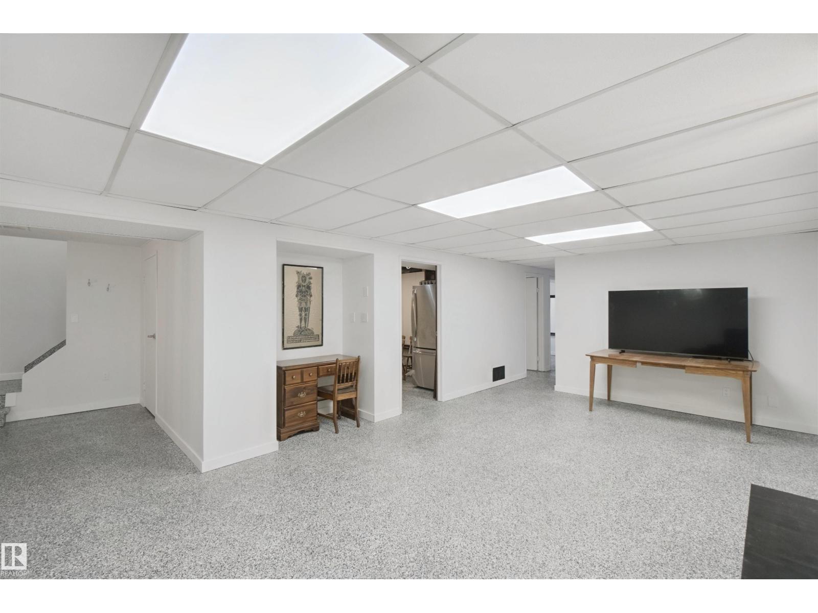 3508 106a St Nw Property Photo 31
