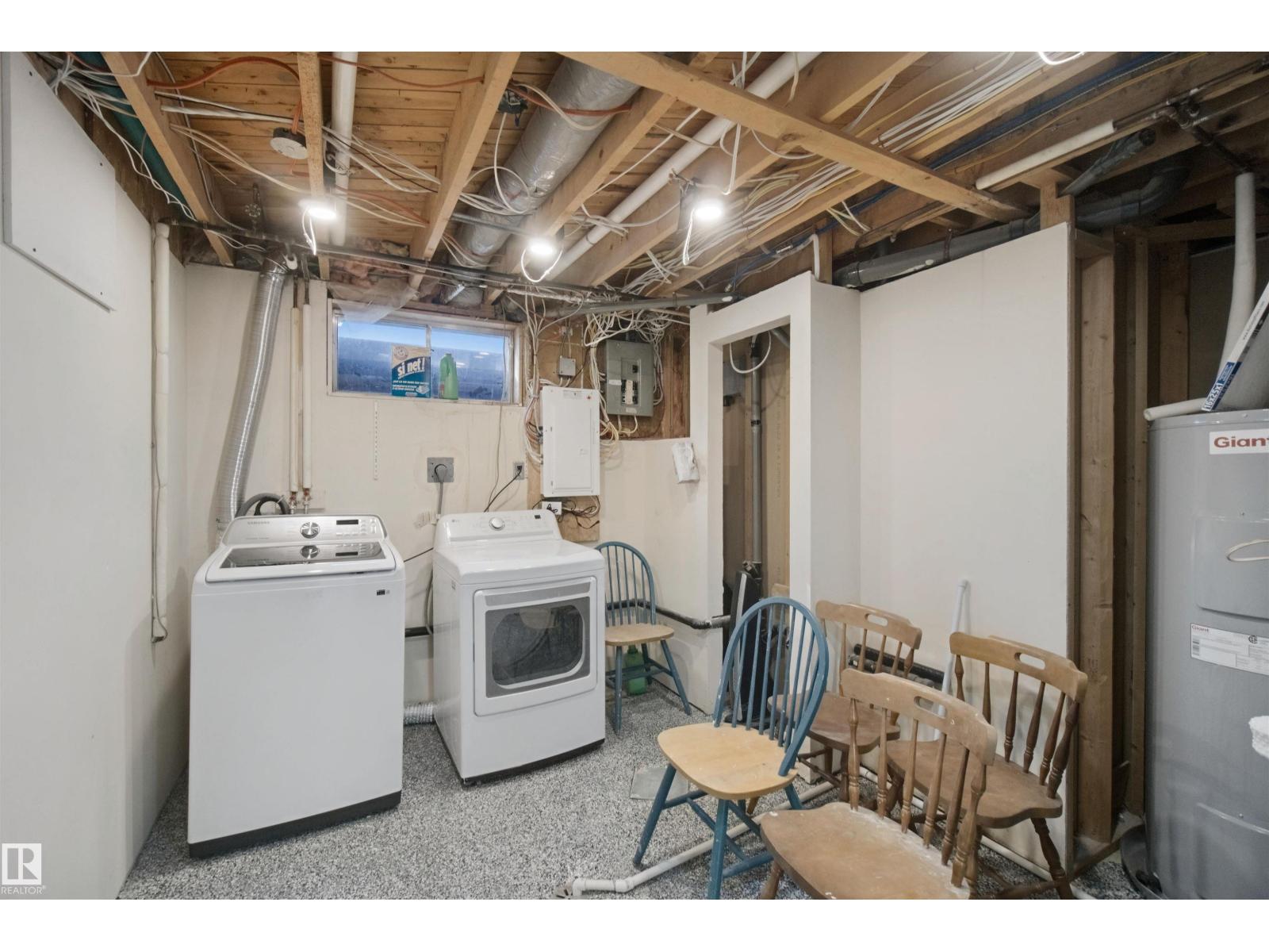 3508 106a St Nw Property Photo 33