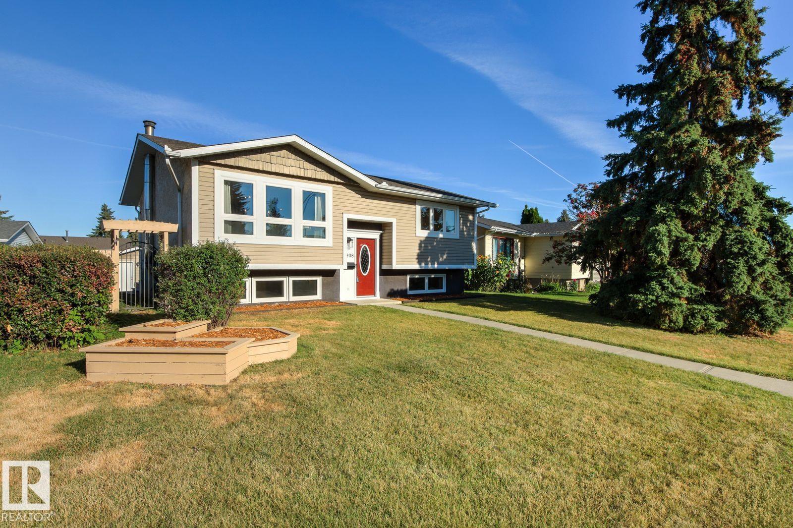 5208 10 Av Nw Property Photo 4