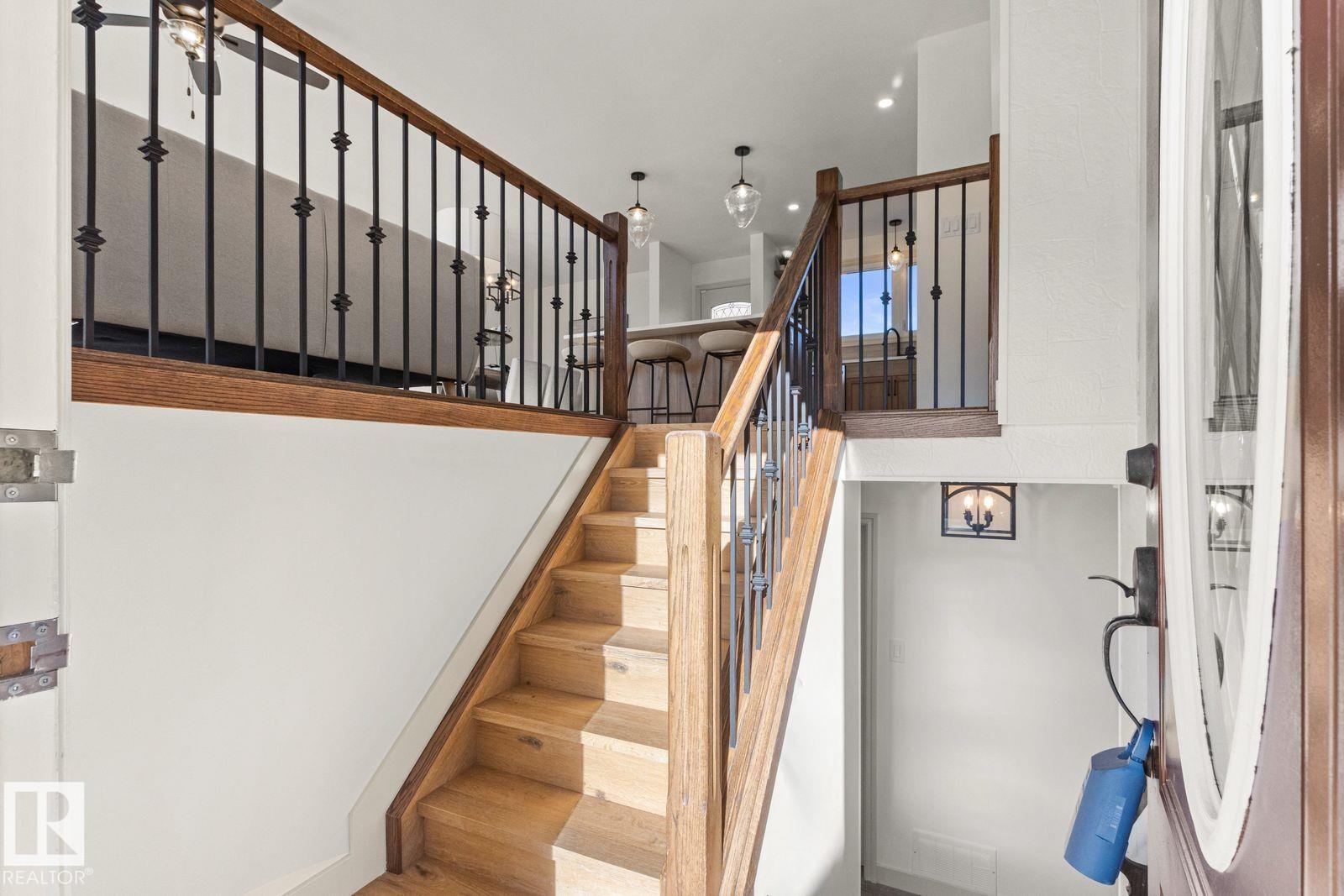 5208 10 Av Nw Property Photo 5