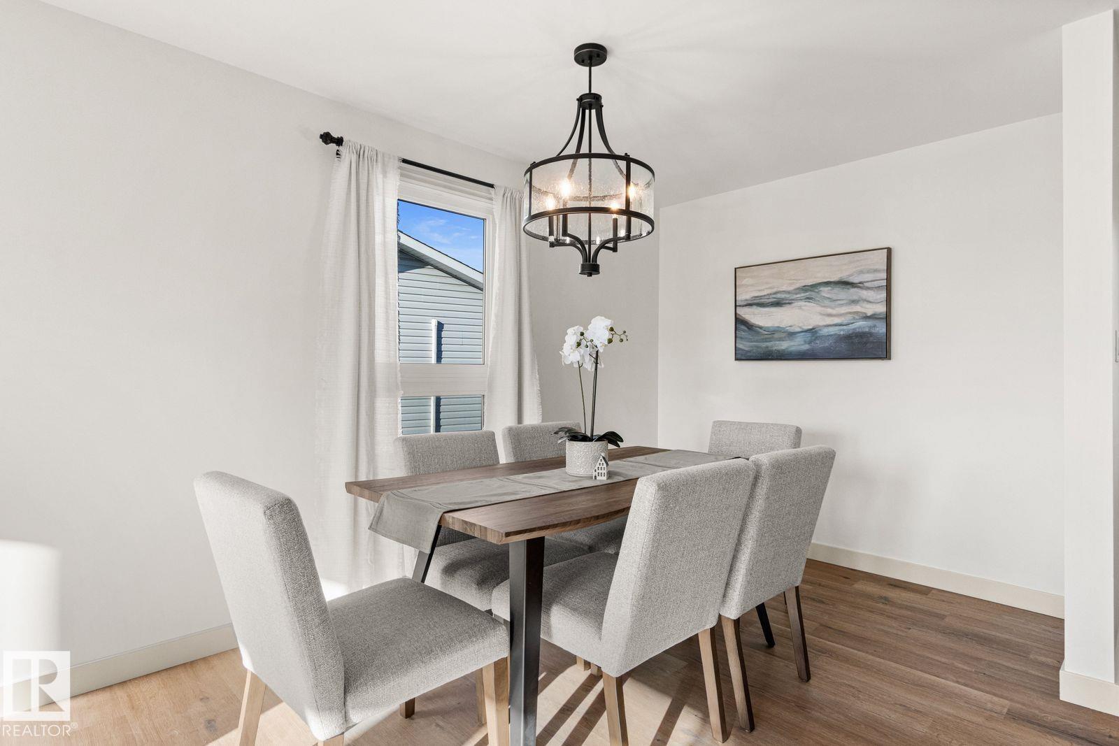 5208 10 Av Nw Property Photo 14