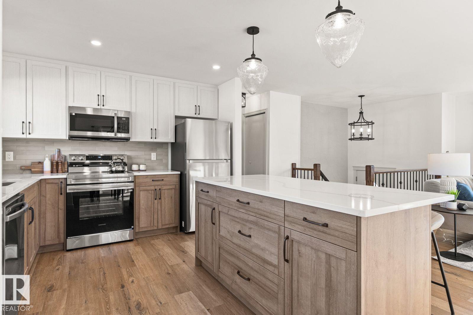 5208 10 Av Nw Property Photo 27