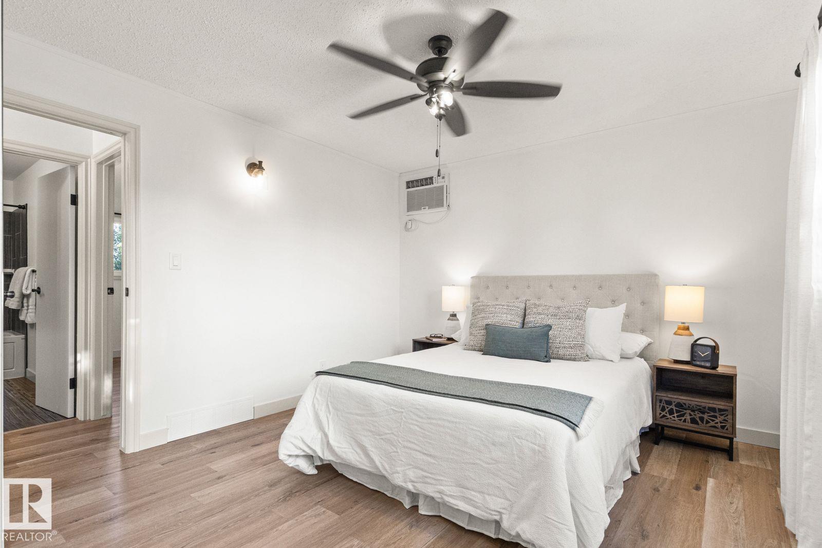 5208 10 Av Nw Property Photo 30