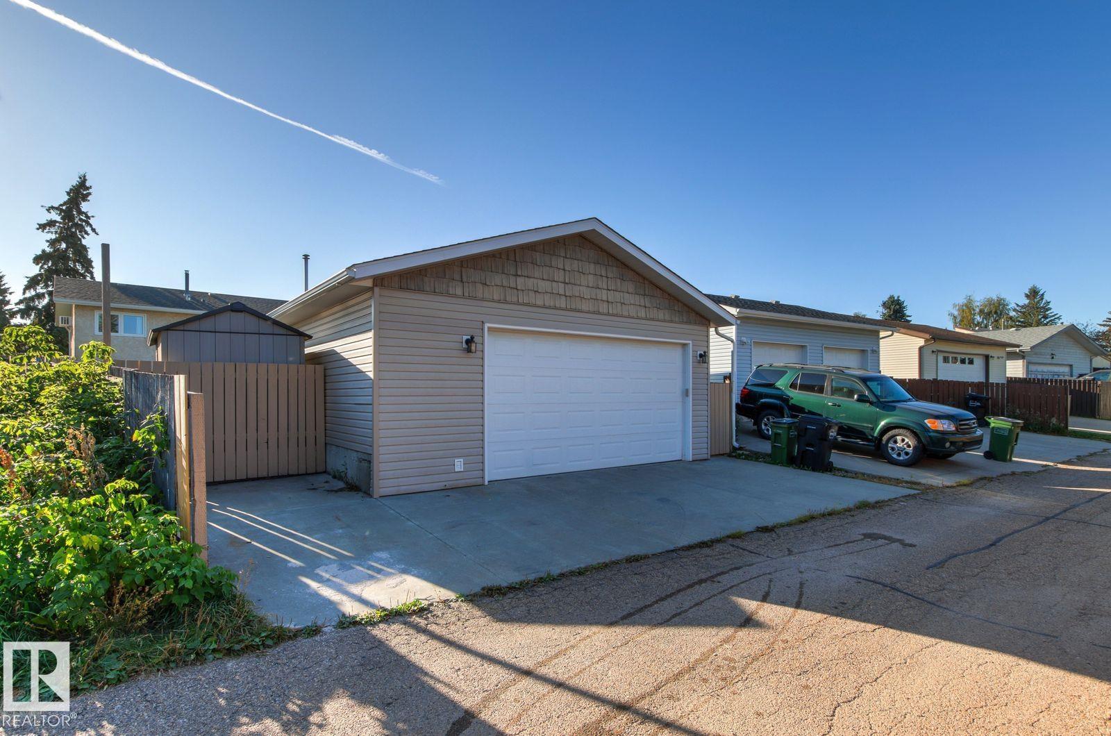5208 10 Av Nw Property Photo 58