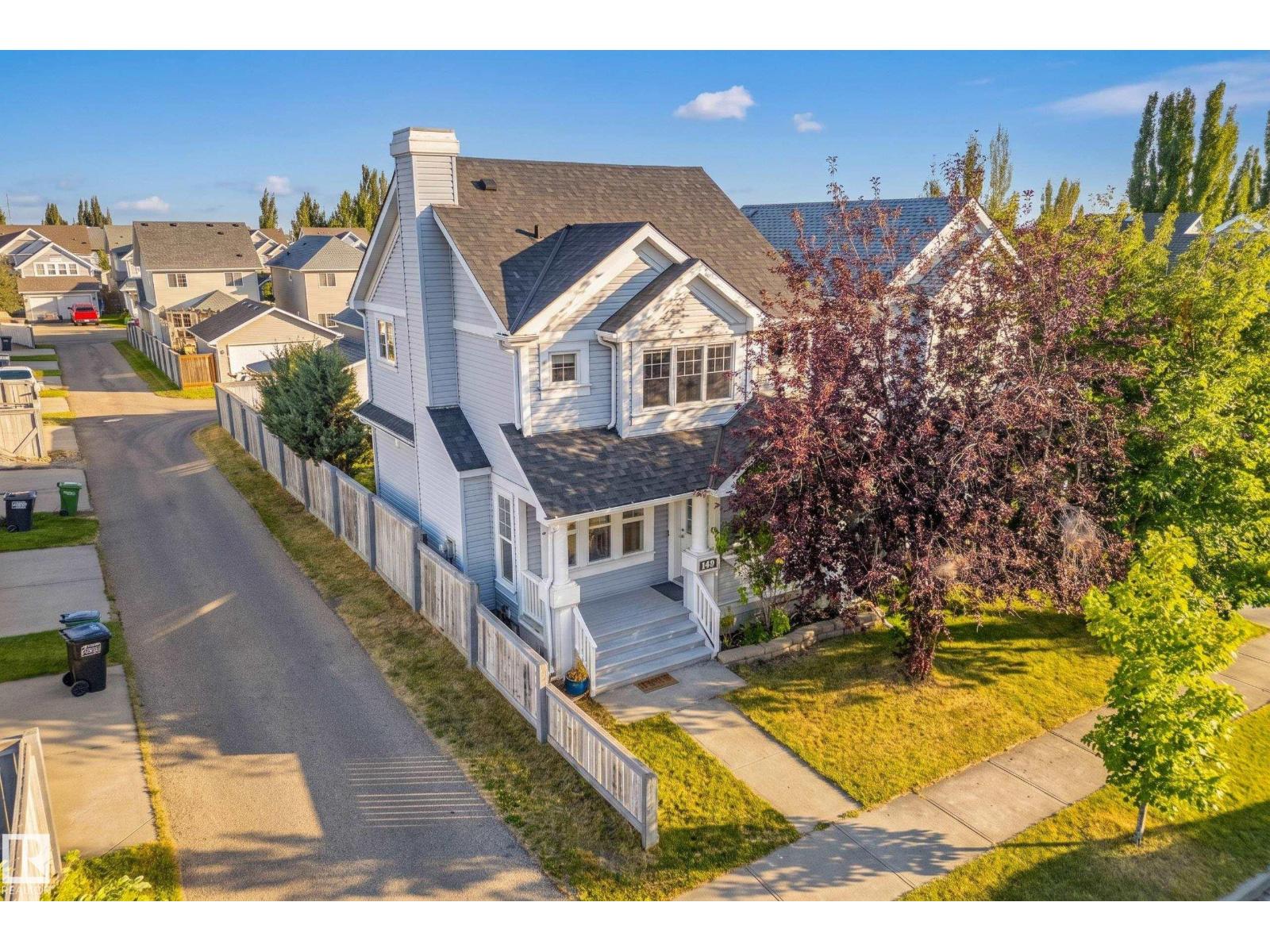 1530 76 St Sw Photo de la propriété 1