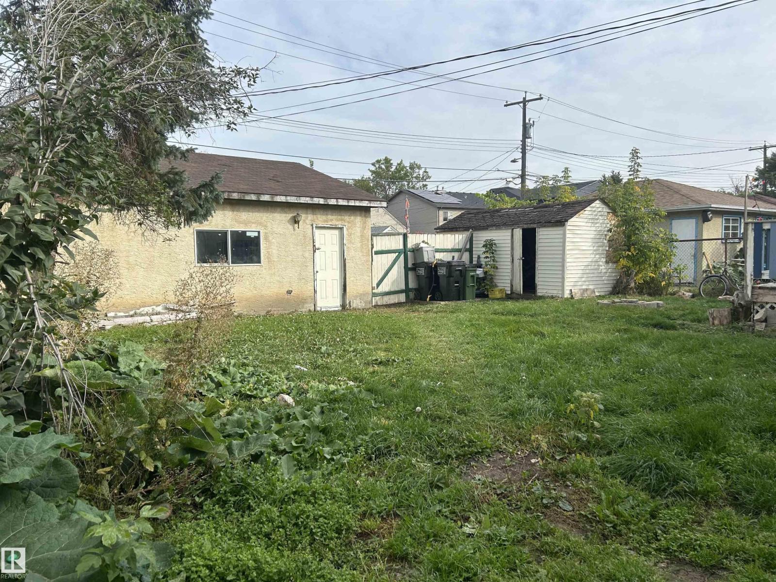 10450 69 Av Nw Property Photo 22