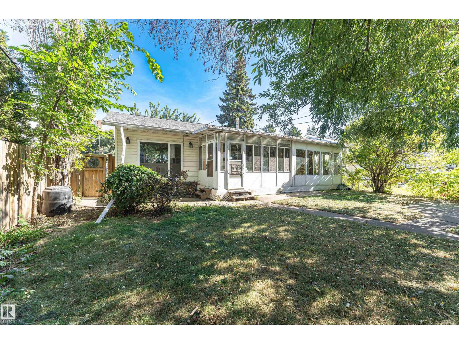 8610 157 St Nw Property Photo 30
