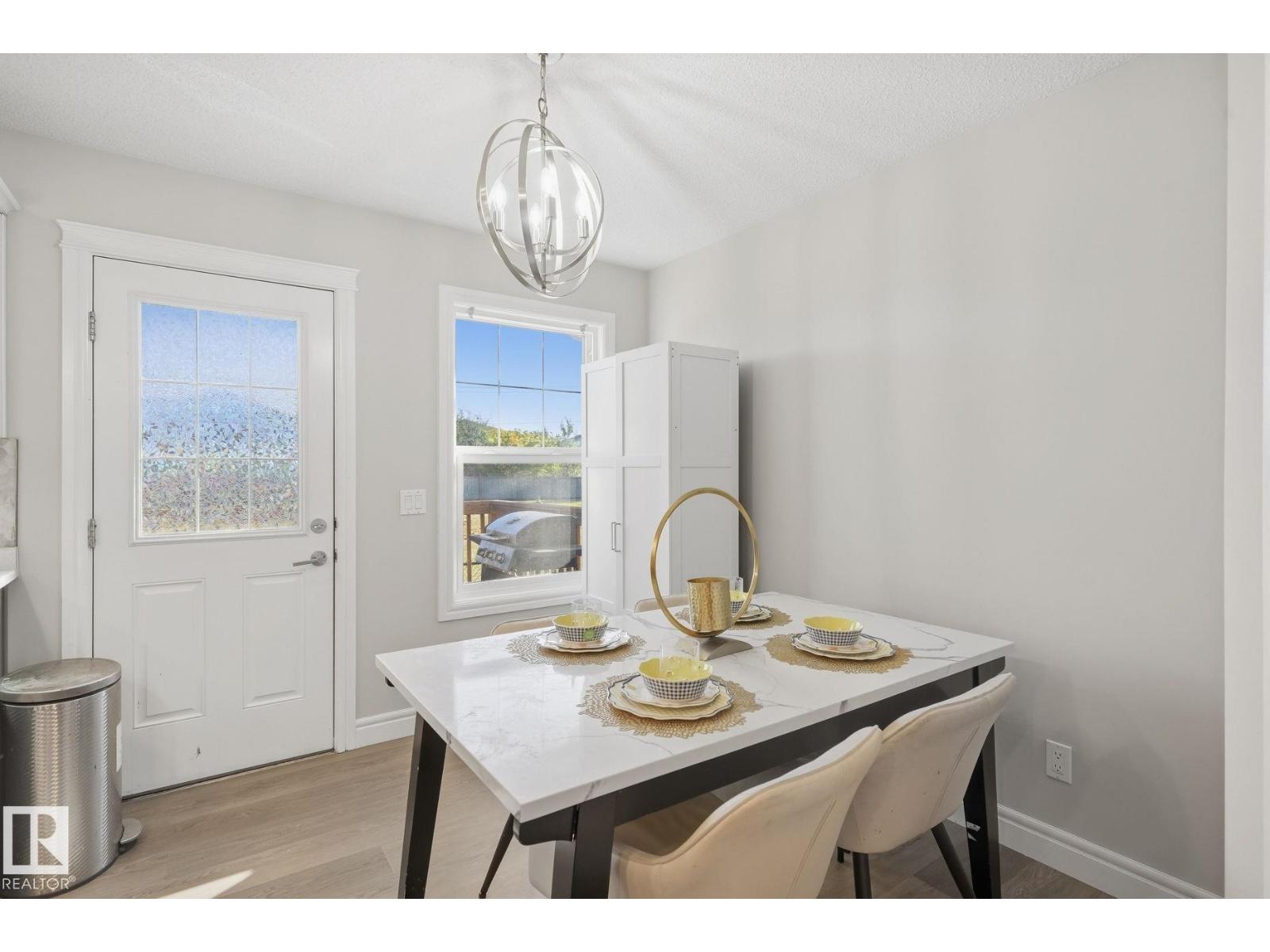 #52 16335 84 St Nw Property Photo 15