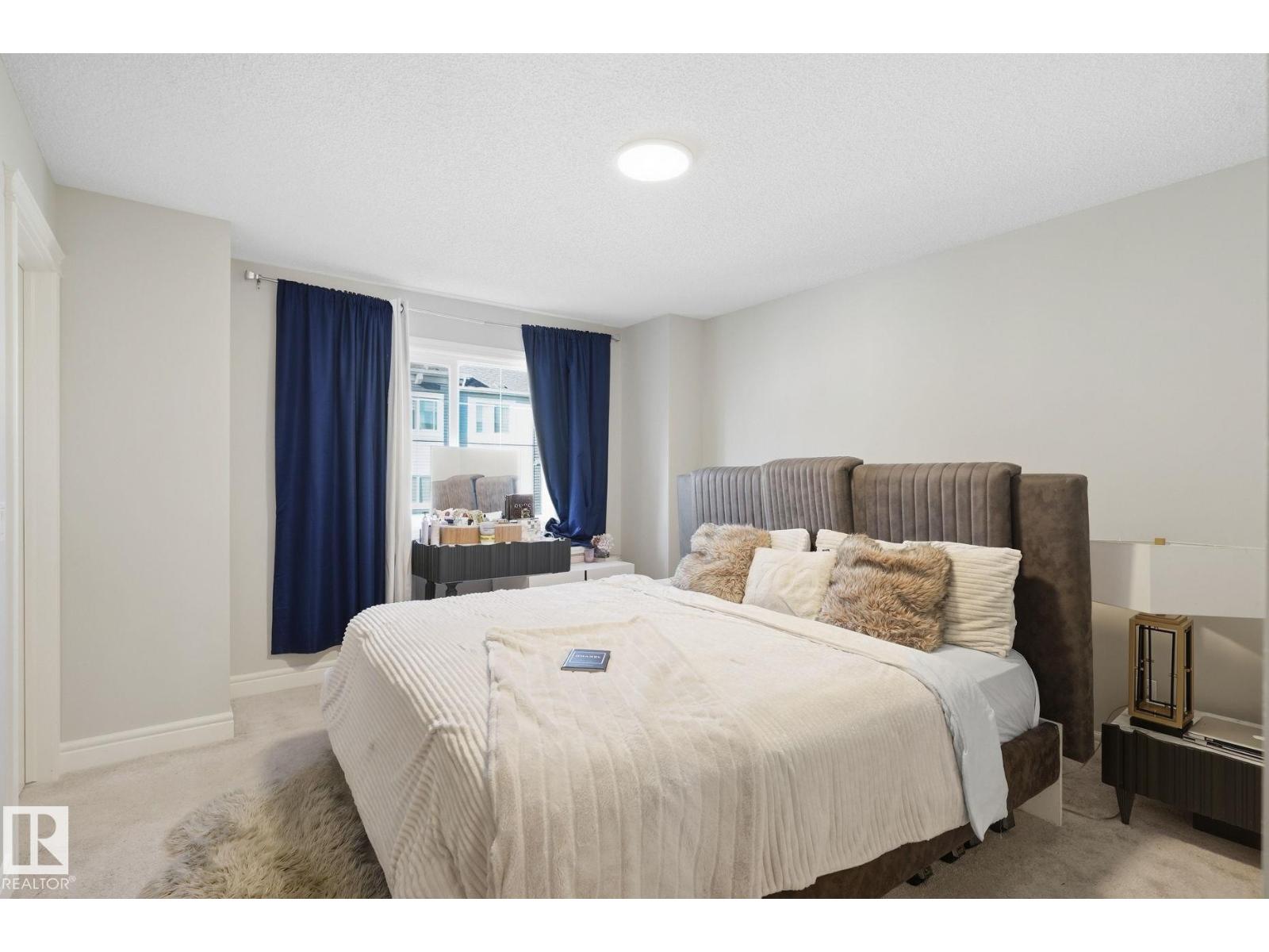 #52 16335 84 St Nw Property Photo 18