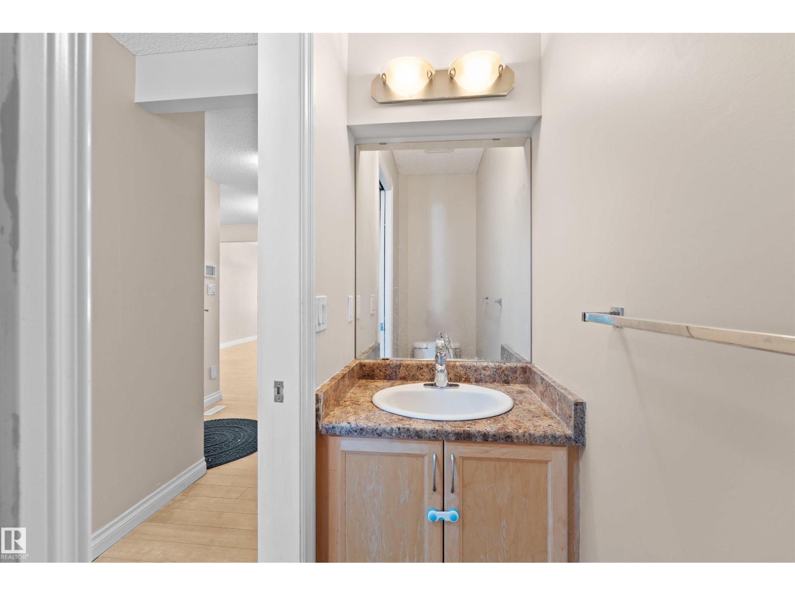 15504 102 Av Nw Property Photo 10