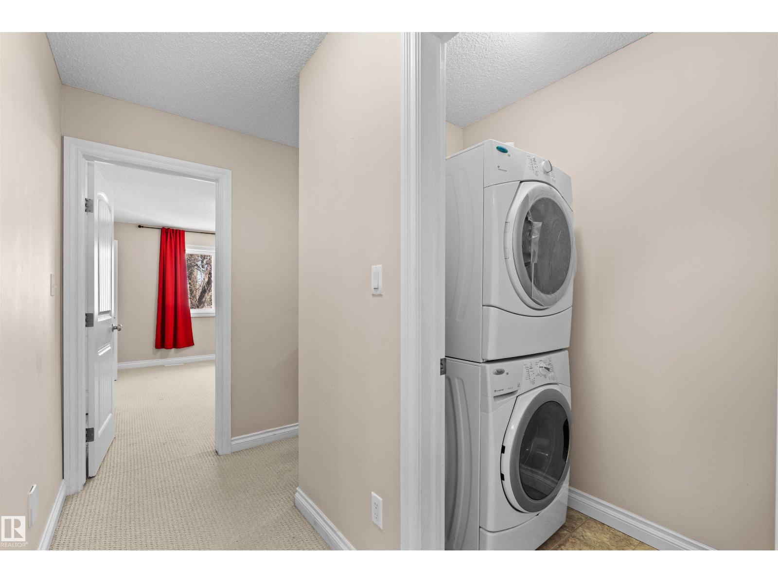15504 102 Av Nw Property Photo 23