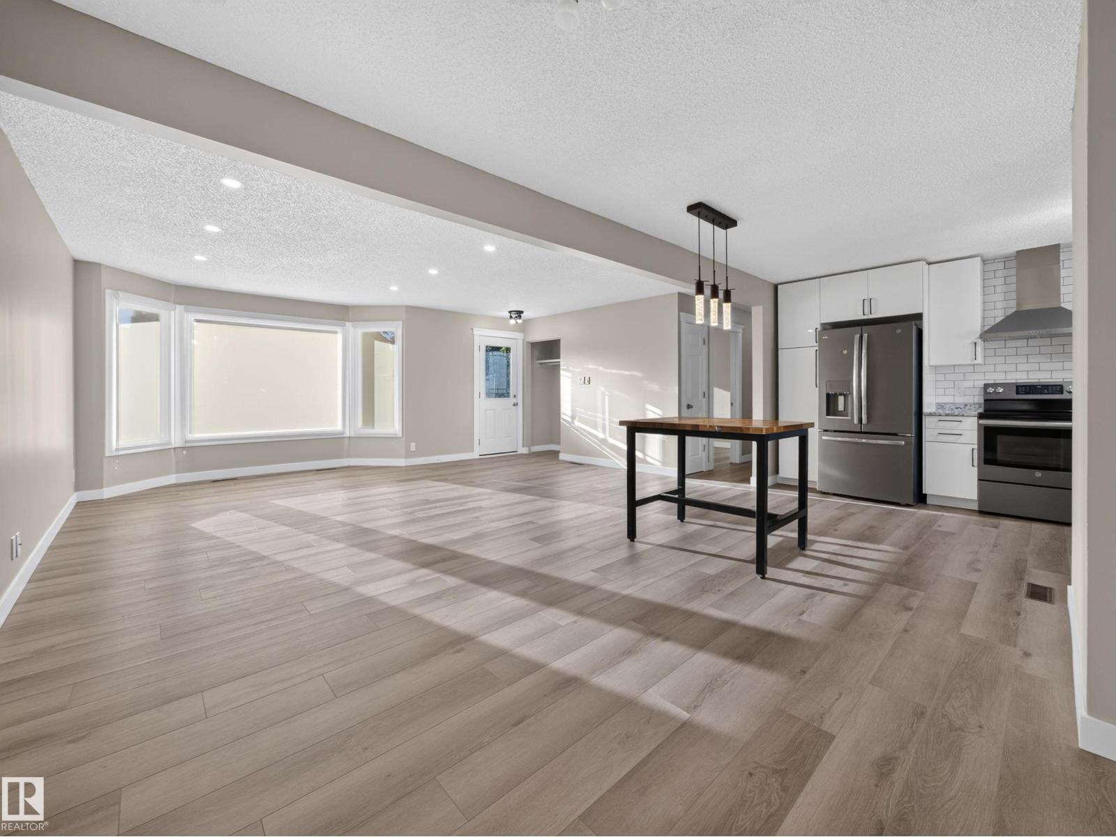 34 Penguin Cr Property Photo 6