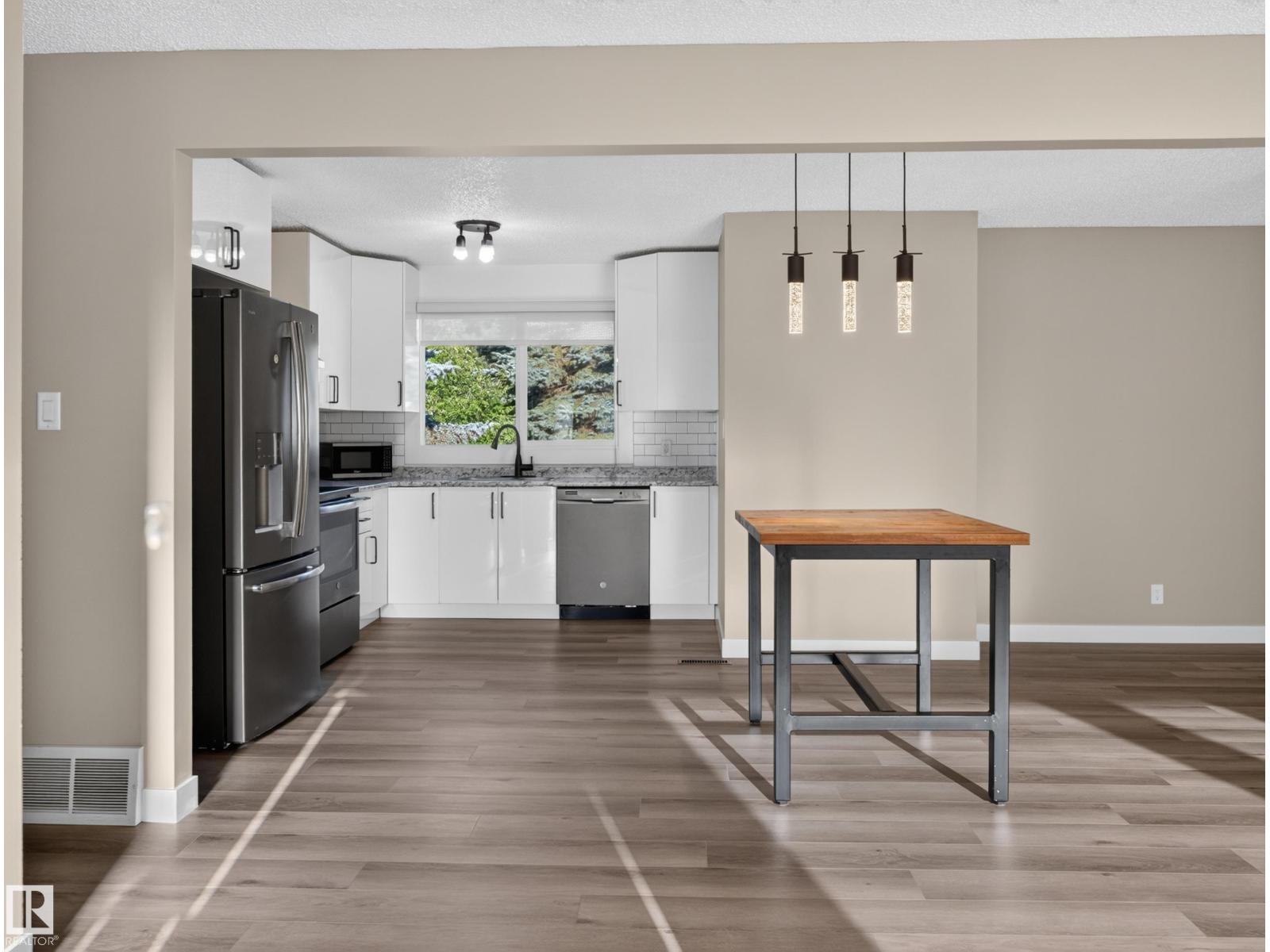 34 Penguin Cr Property Photo 11