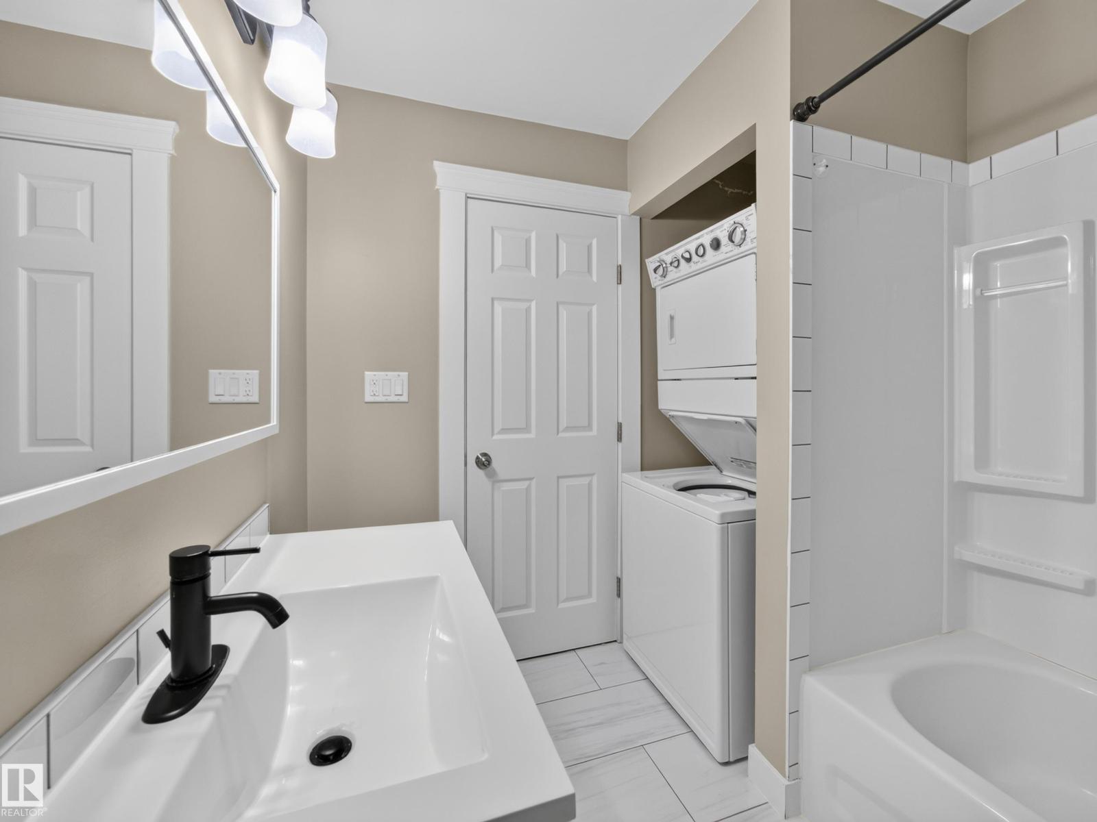 34 Penguin Cr Property Photo 21