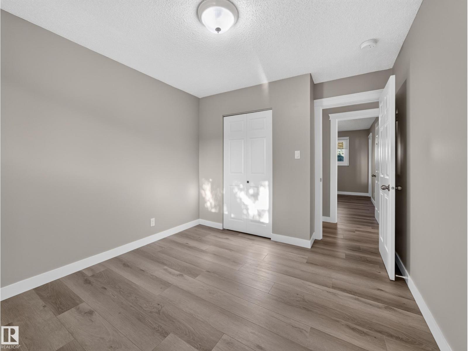 34 Penguin Cr Property Photo 23