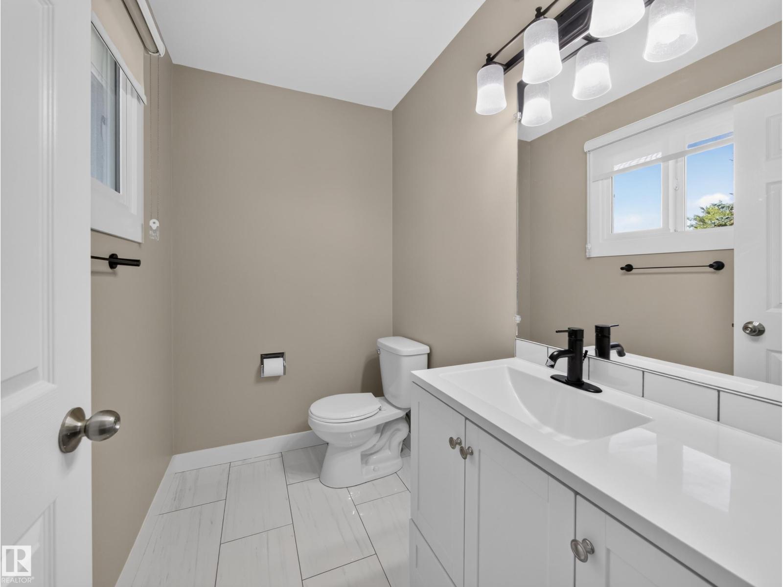 34 Penguin Cr Property Photo 26