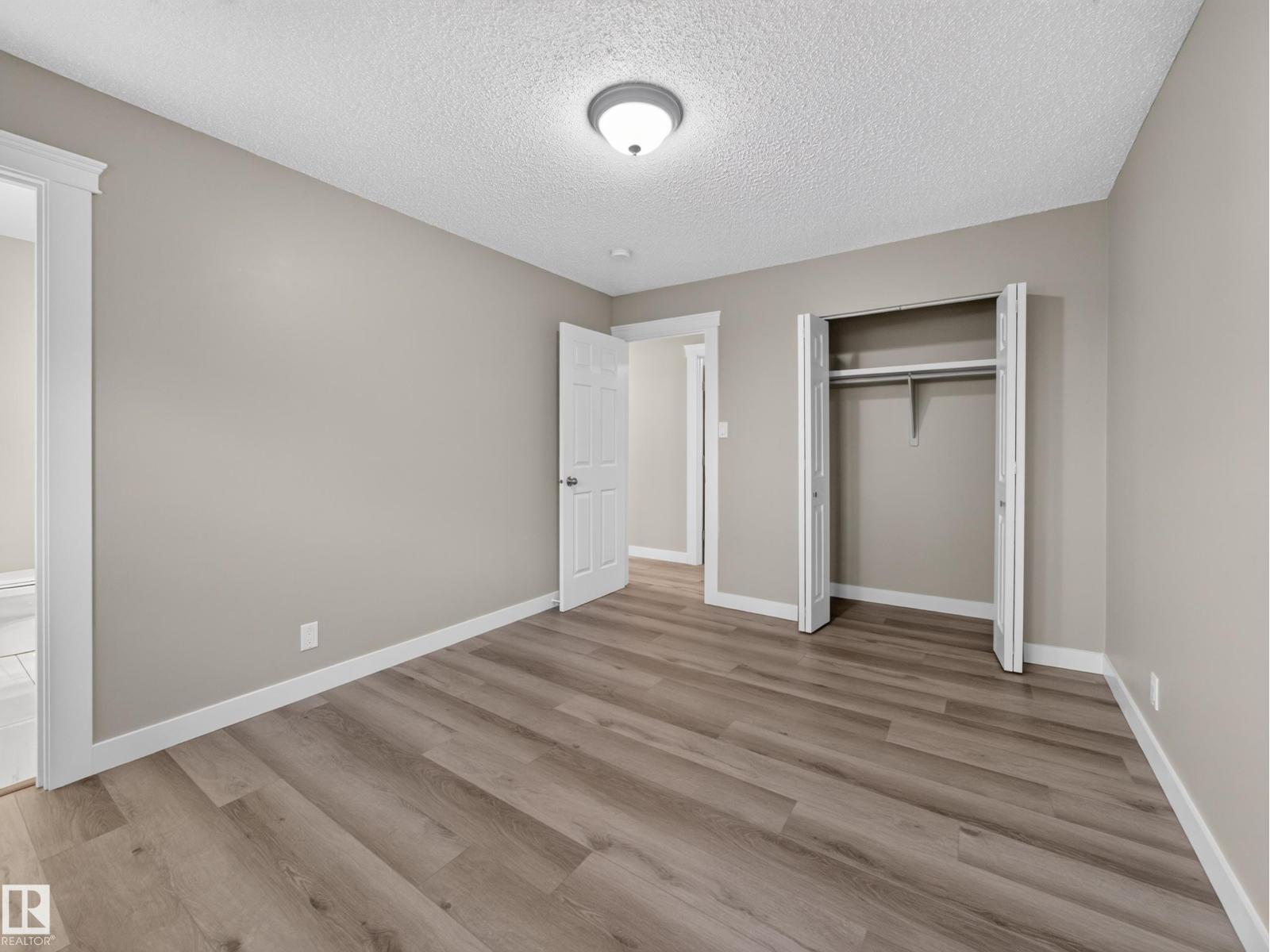 34 Penguin Cr Property Photo 28
