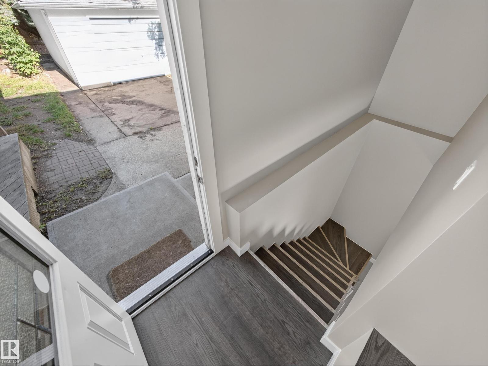 34 Penguin Cr Property Photo 29
