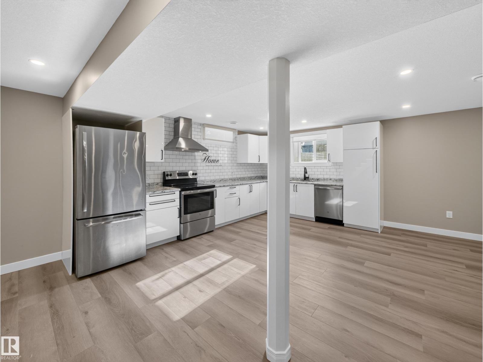 34 Penguin Cr Property Photo 34