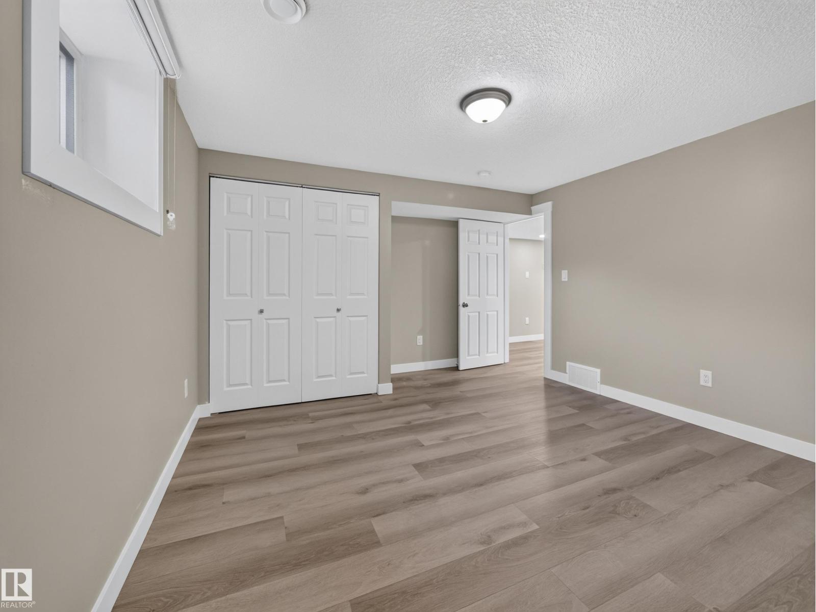 34 Penguin Cr Property Photo 44