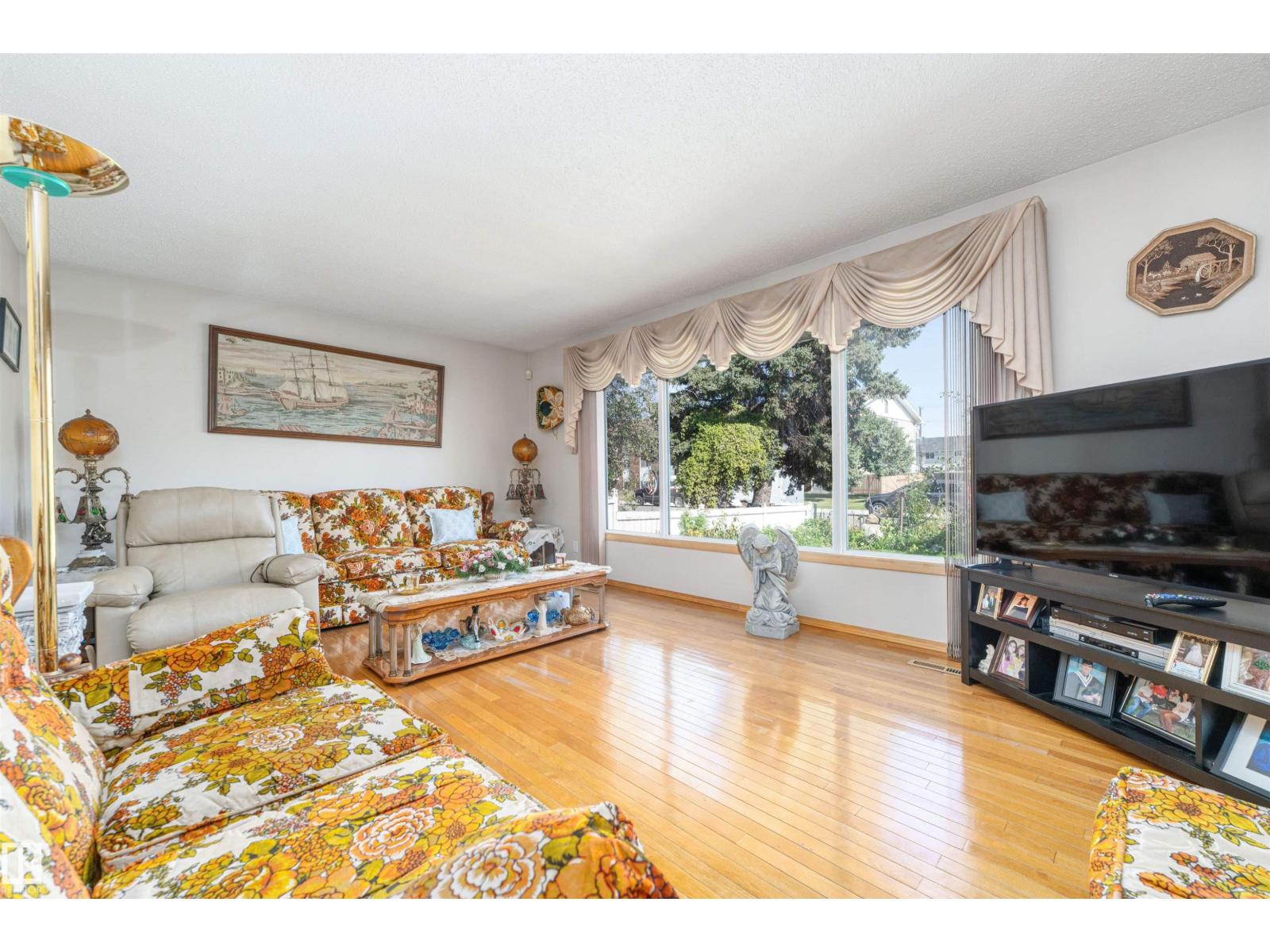 13112 83 St Nw Property Photo 6