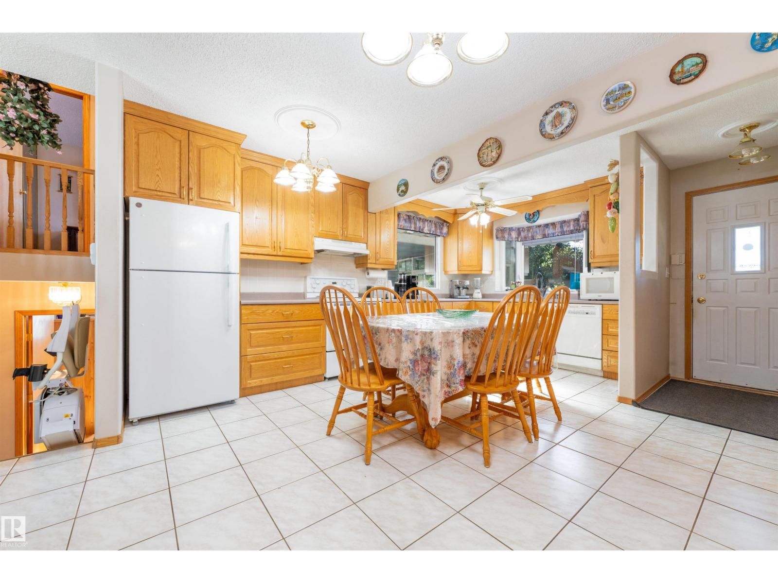 13112 83 St Nw Property Photo 9