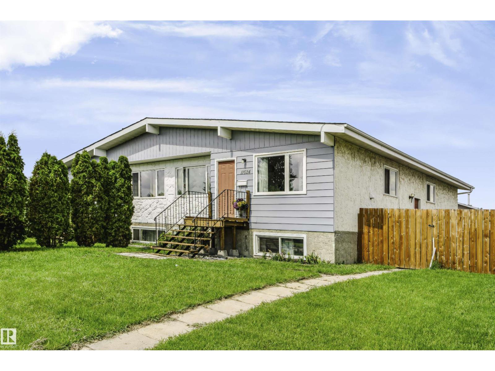 11624 152 Av Nw Property Photo 1