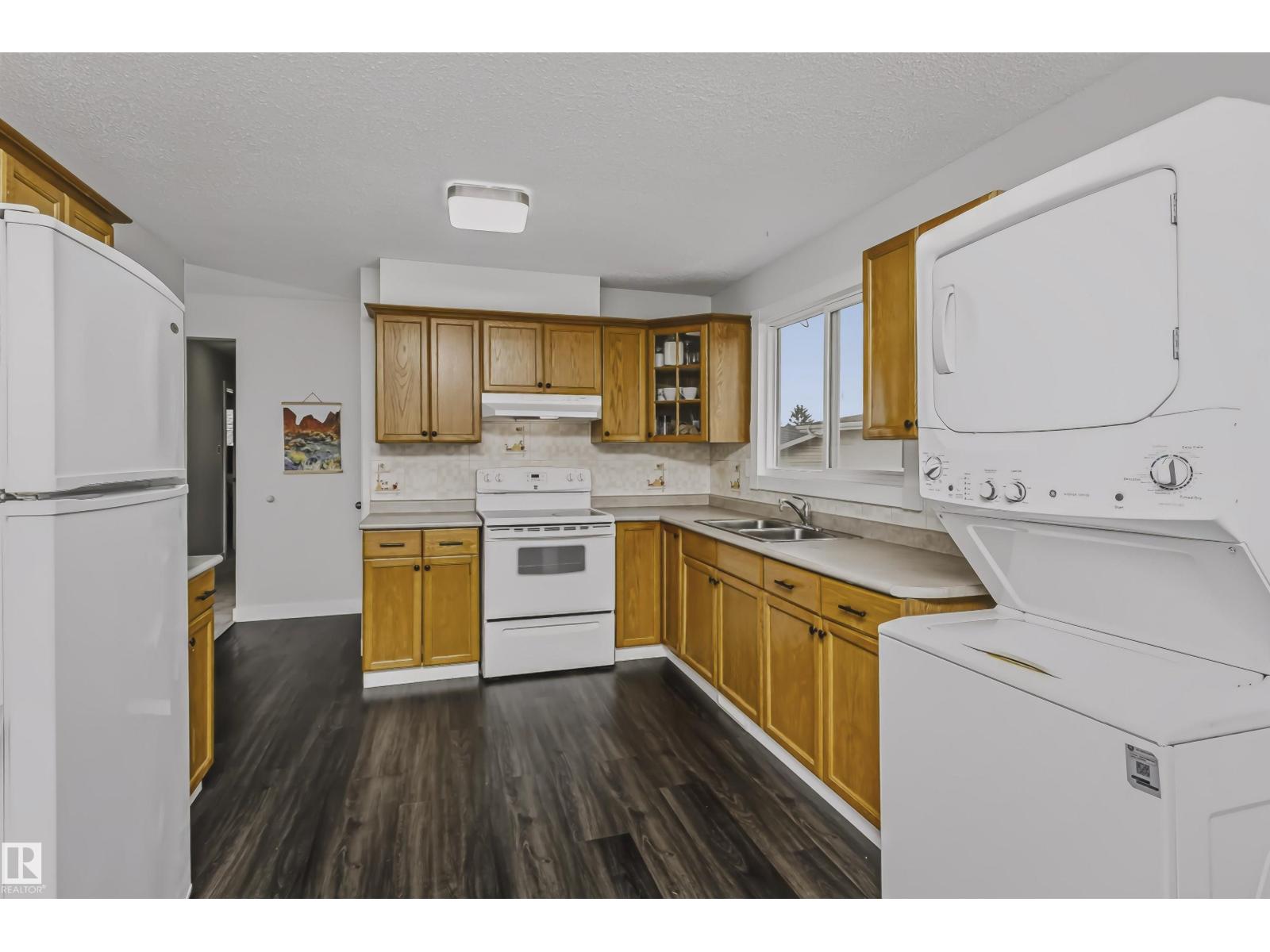 11624 152 Av Nw Property Photo 11