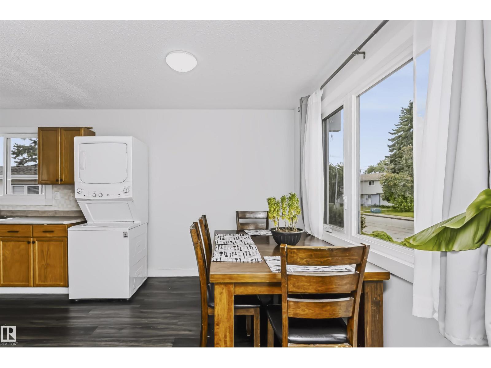 11624 152 Av Nw Property Photo 16