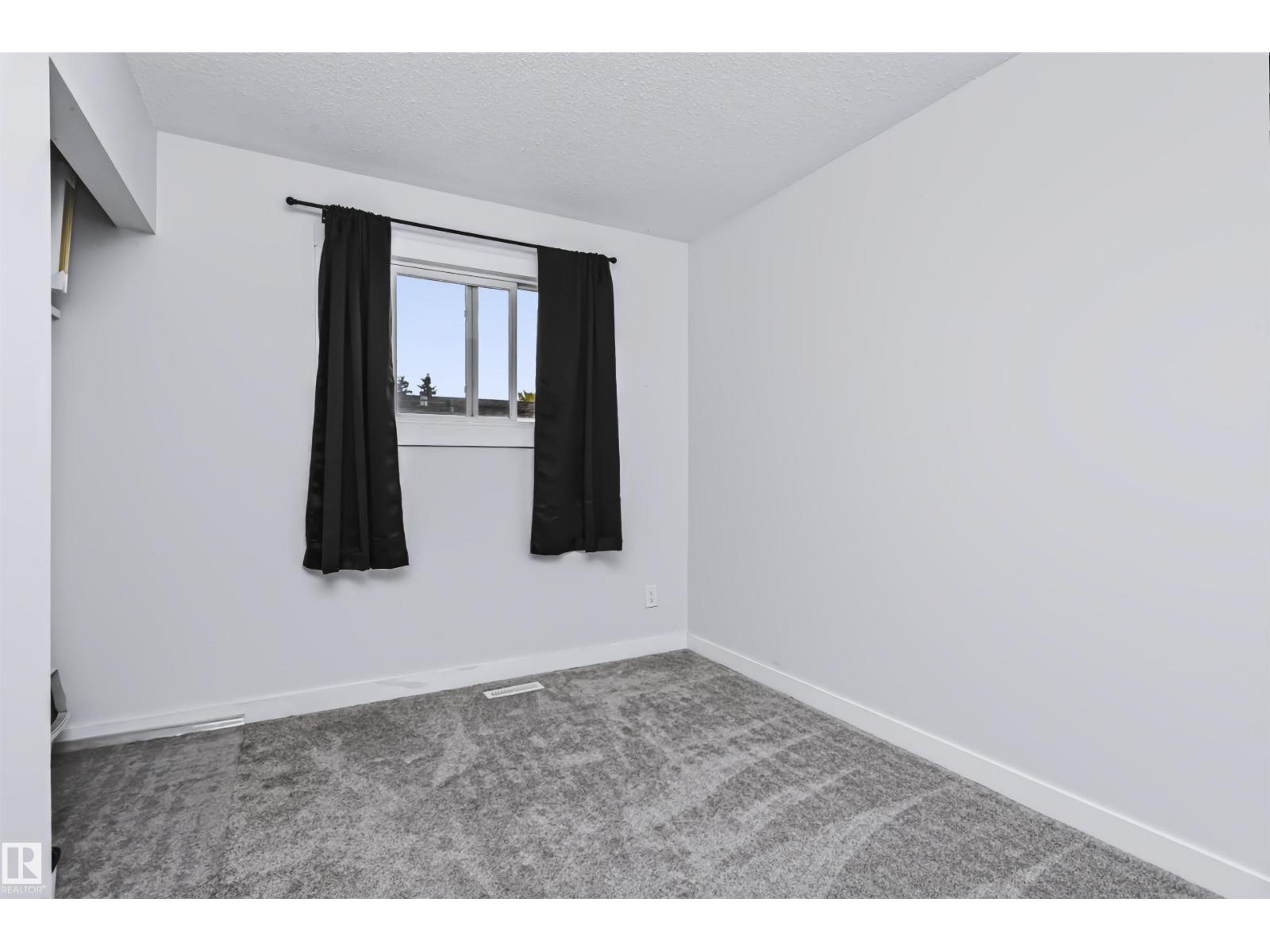 11624 152 Av Nw Property Photo 27