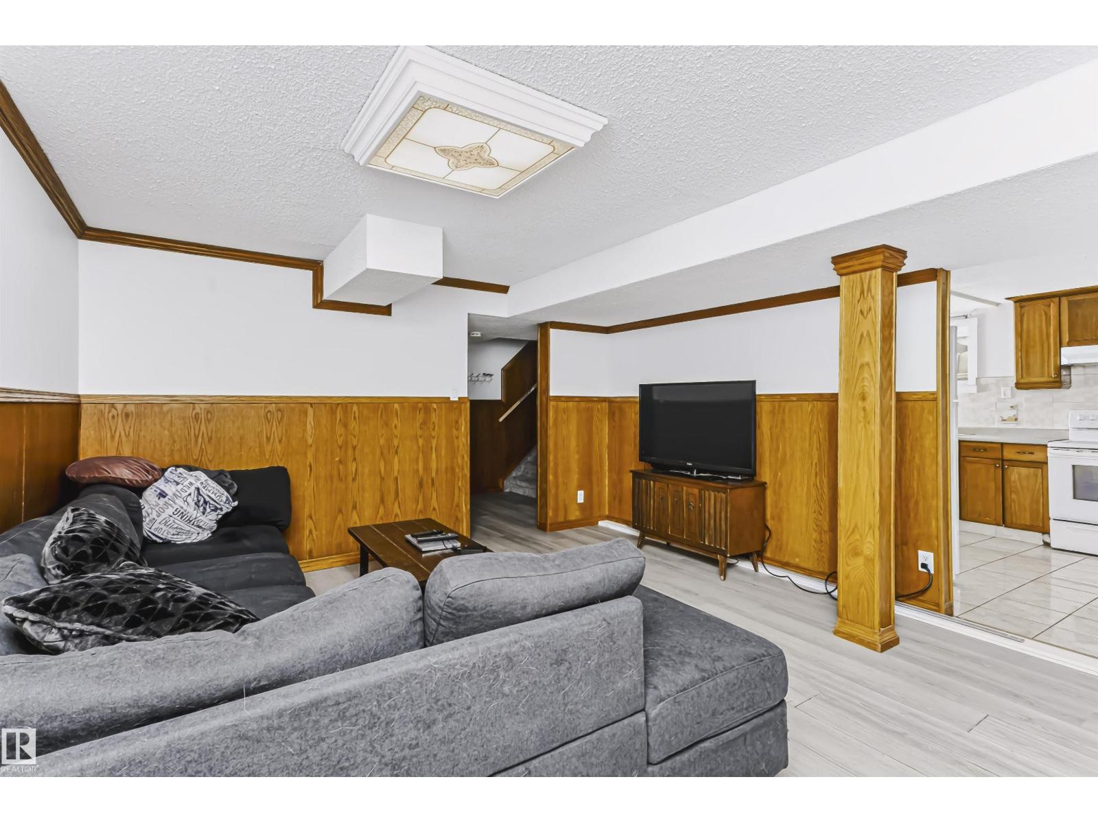 11624 152 Av Nw Property Photo 33