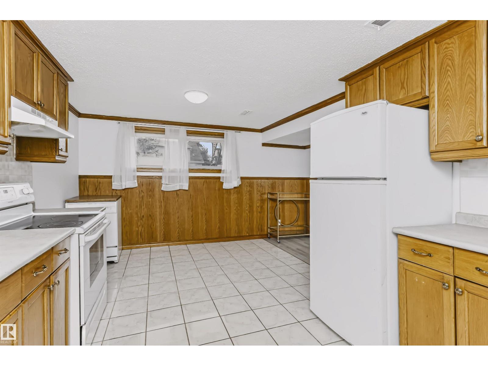 11624 152 Av Nw Property Photo 35