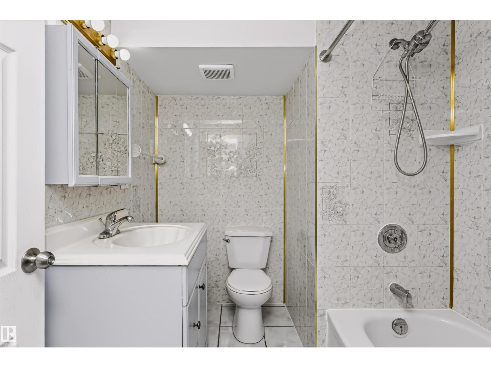 11624 152 Av Nw Property Photo 44