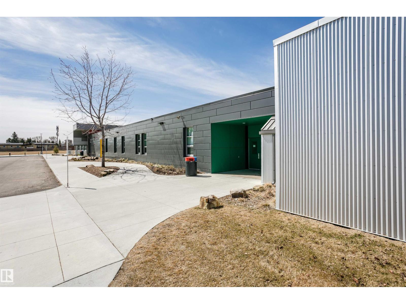 11624 152 Av Nw Property Photo 61